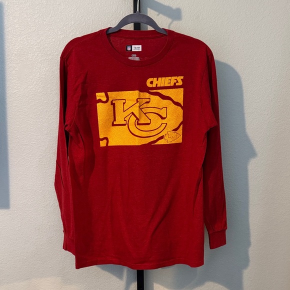 NFL Other - NFL KC Chiefs Red and Yellow Long Sleeve Tee Size L